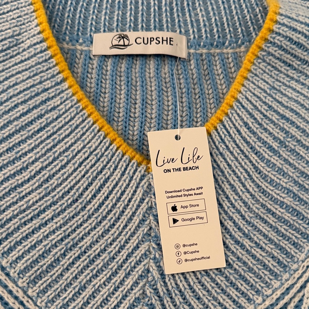 Cupshe Light Blue & Yellow V-Neck Ribbed Sweater - Picture 2 of 5